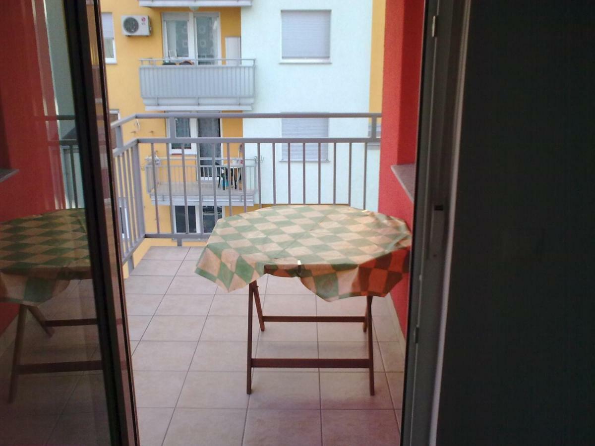 Arena Jaruscica Apartment Zagreb Bagian luar foto